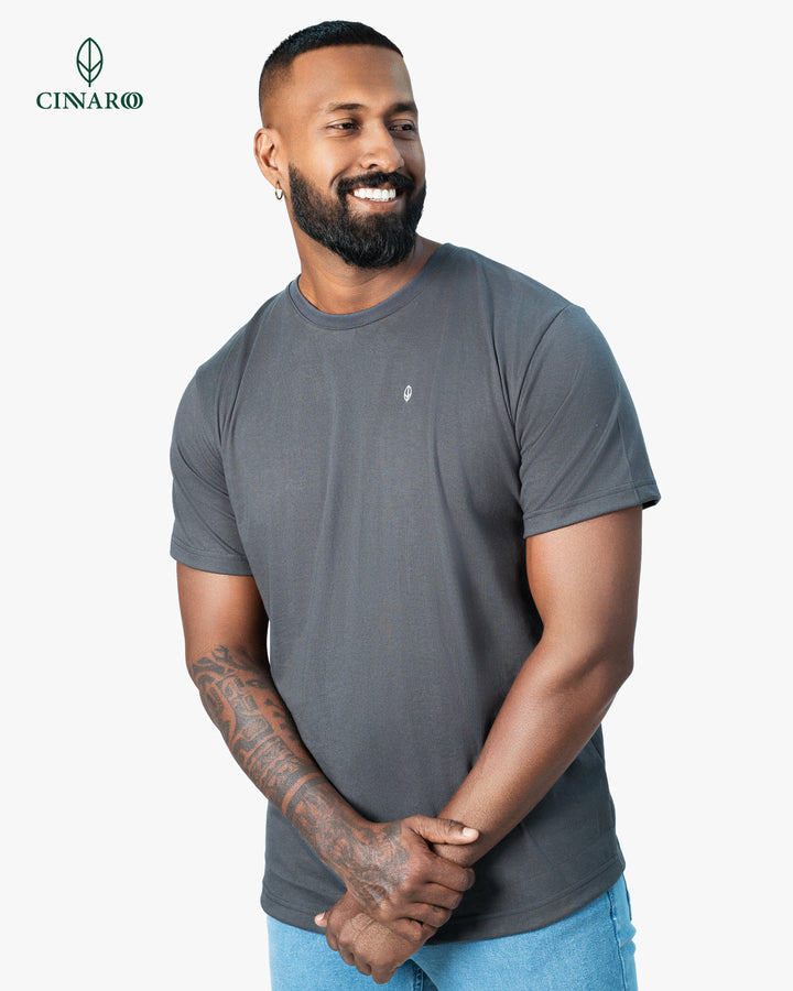 men’s crew neck t-shirt, front view