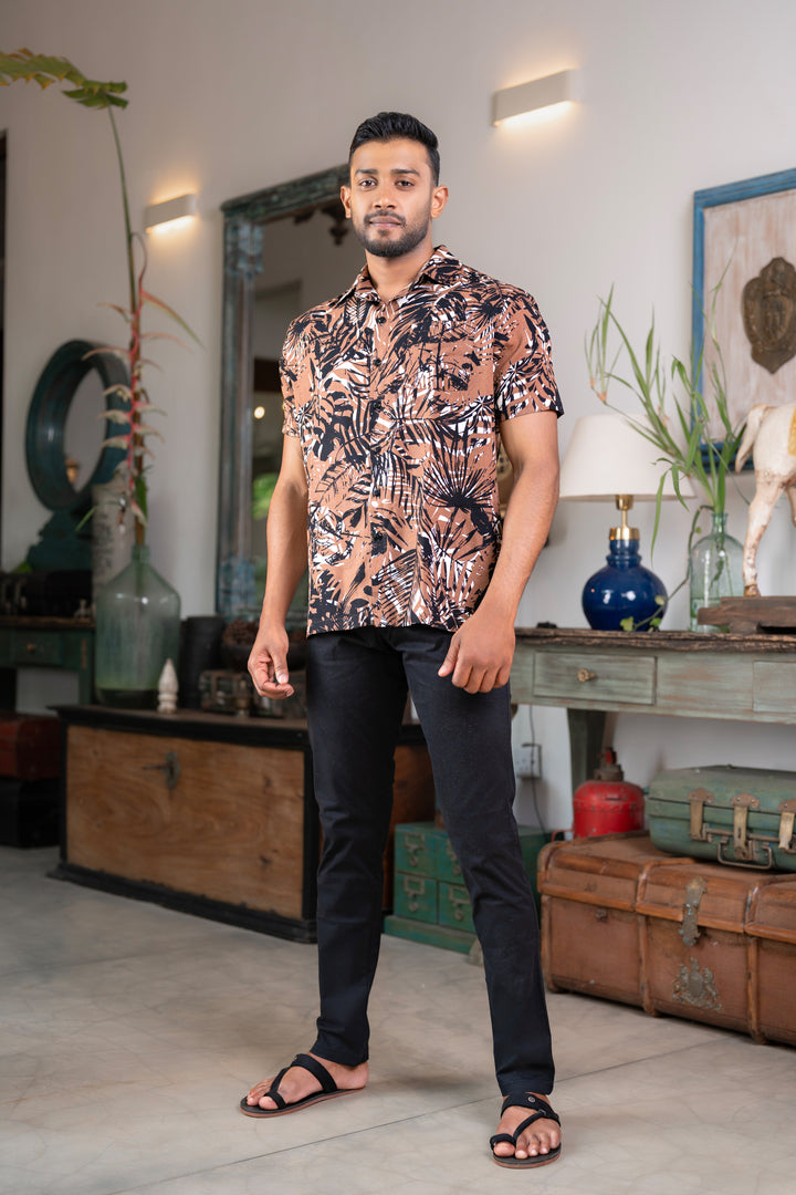 Men’s printed linen short sleeve shirt, front view