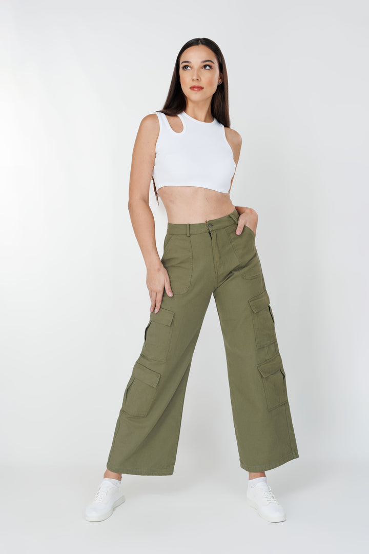 Twill straight fit cargo pant, front view
