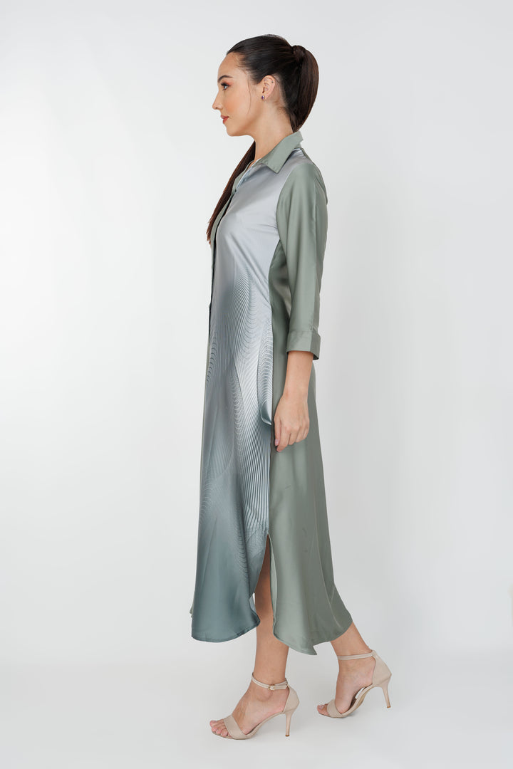 Women’s elegant two-tone printed shirt dress, side view