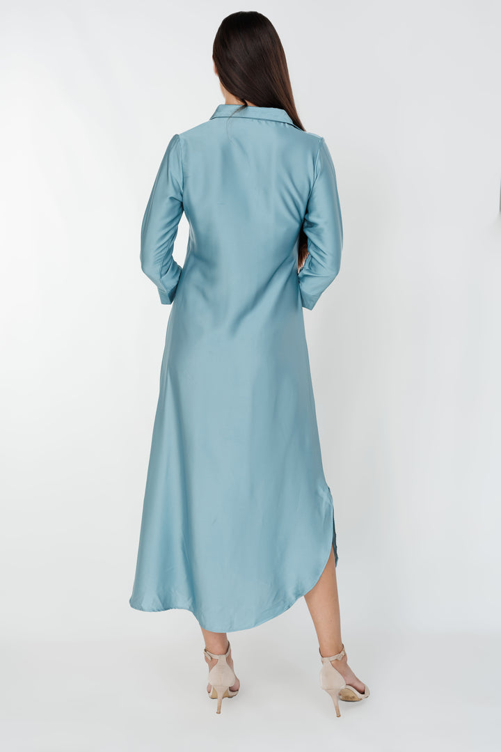Women’s dual tone flow shirt dress, back view